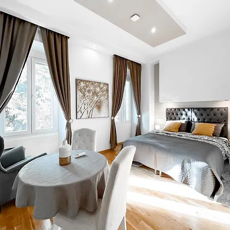 Guest house Center Pula